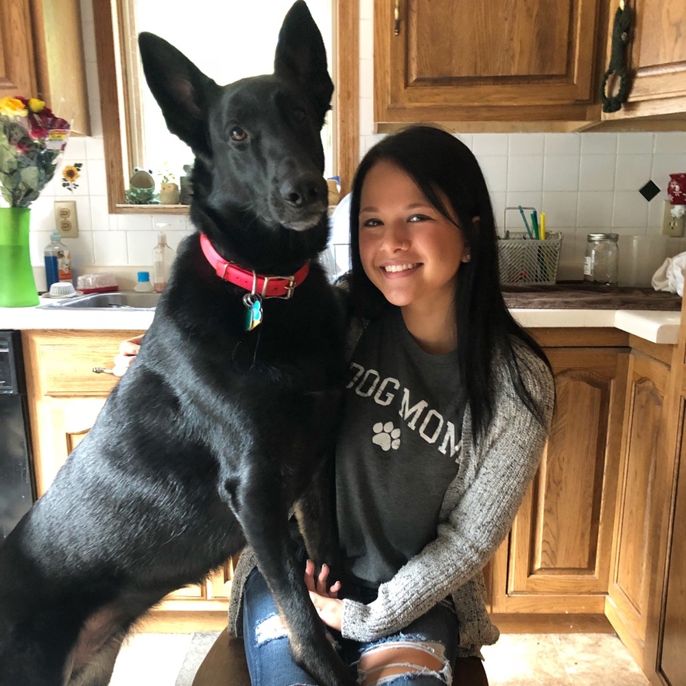 Meet your Posher, Erika ⭐️